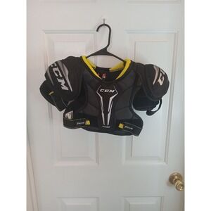 CCM Tacks Youth Ice Hockey Shoulder Protection‎ Pads Medium 23" To 25" SP9550